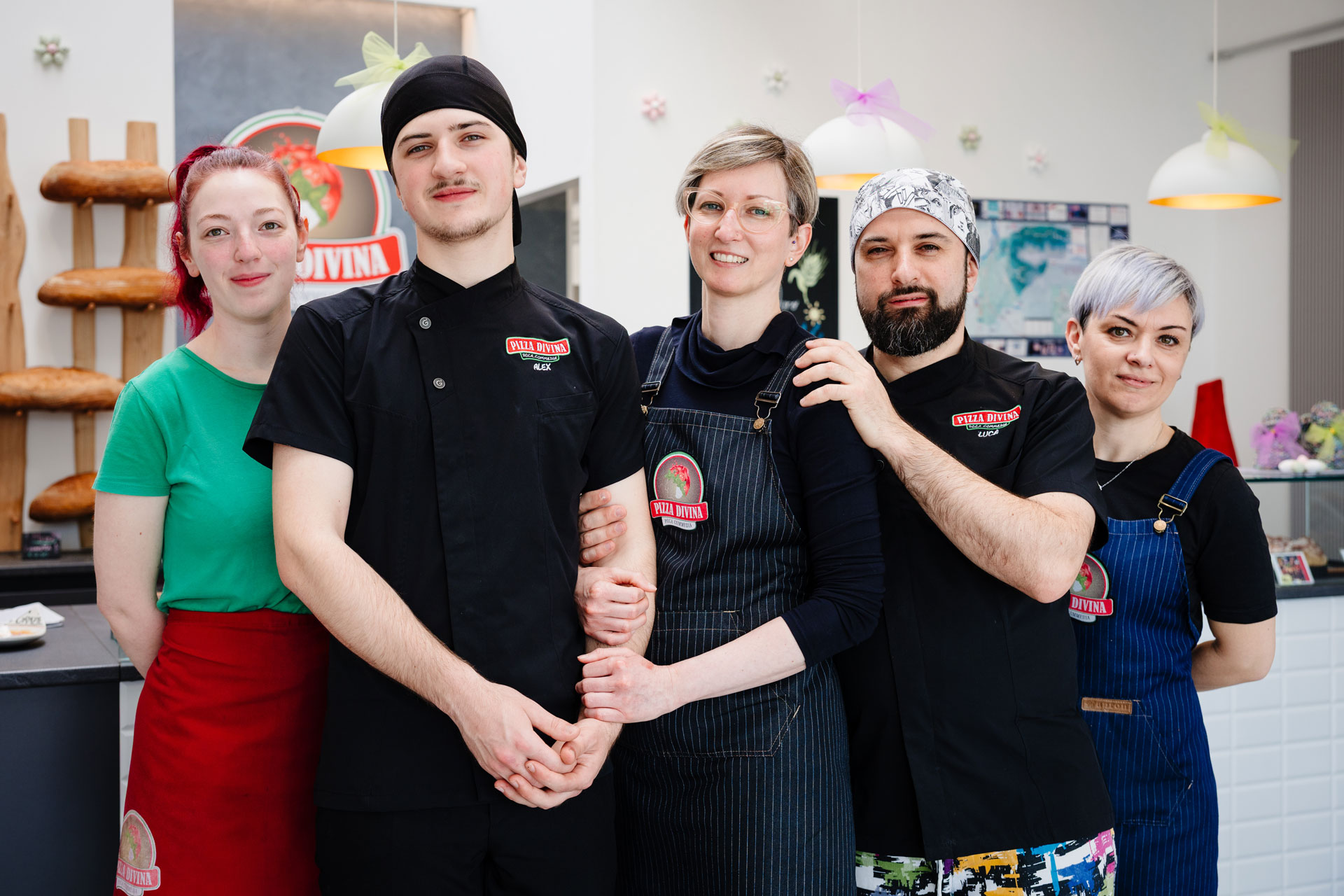 PIZZA-DIVINA-STAFF-3
